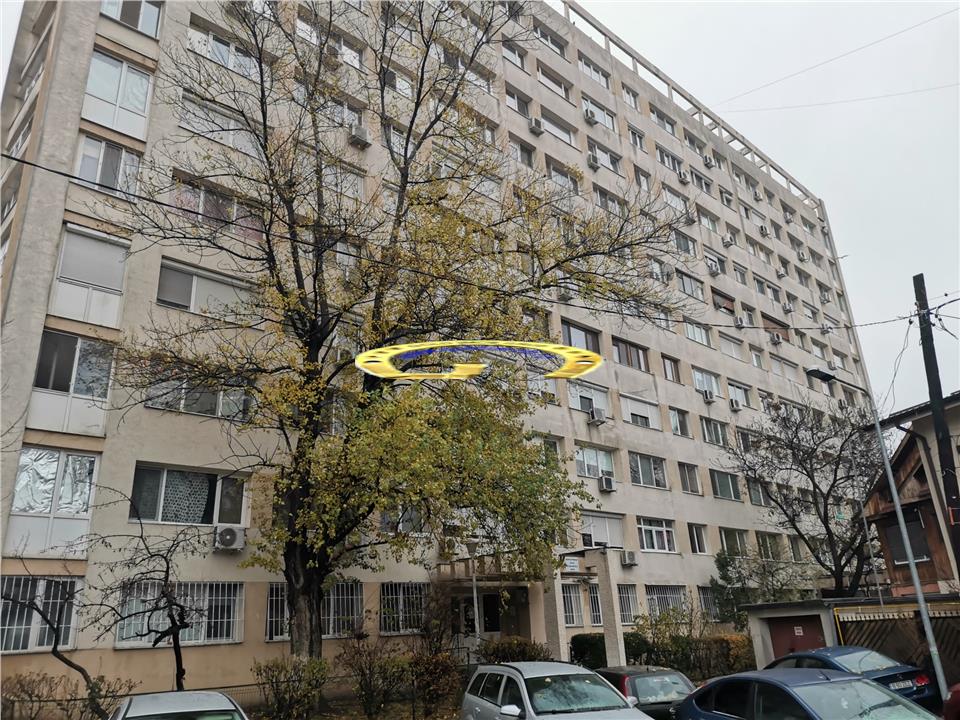 Apartament 3 camere Baba Novacparc etajul 10